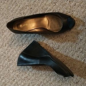 Bijou New York Black Wedge Shoes